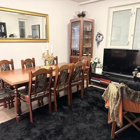 Huoneisto Hhh Cosy Stay, Free Parking In 600 Meters *